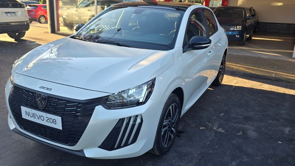 Peugeot 208 1.0 T200 ALLURE — foto 4